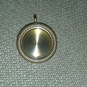 Locket